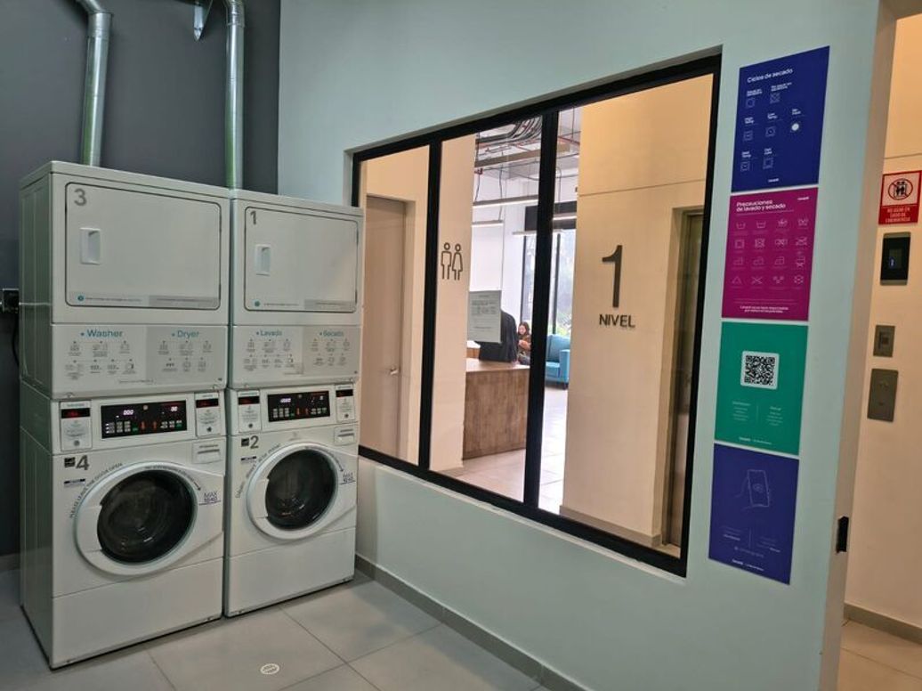 Apartaestudio en venta en La Castellana, Bogotá, 20 m² · foto 11 de 16