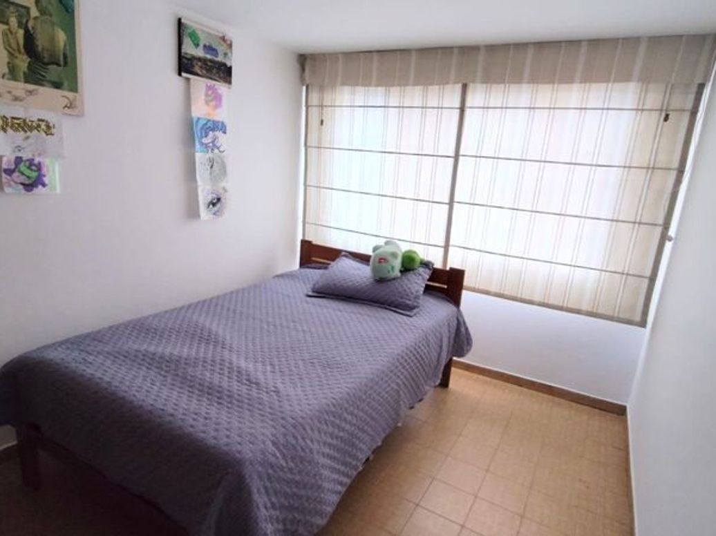 Casa de 8 alcobas en venta en Los Cerezos, Bogotá, 119 m² · foto 11 de 17
