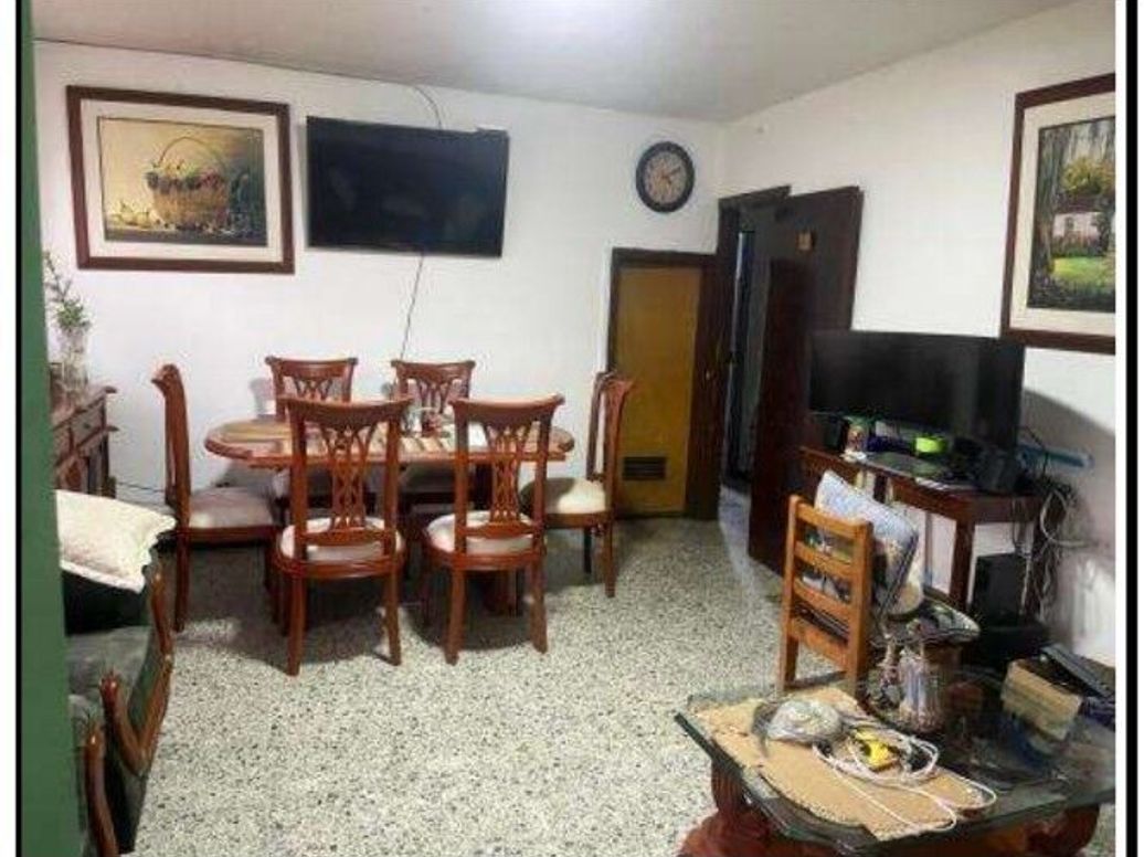 Casa de 10 alcobas en venta en Jazmin, Bogotá, 326 m² · foto 4 de 20