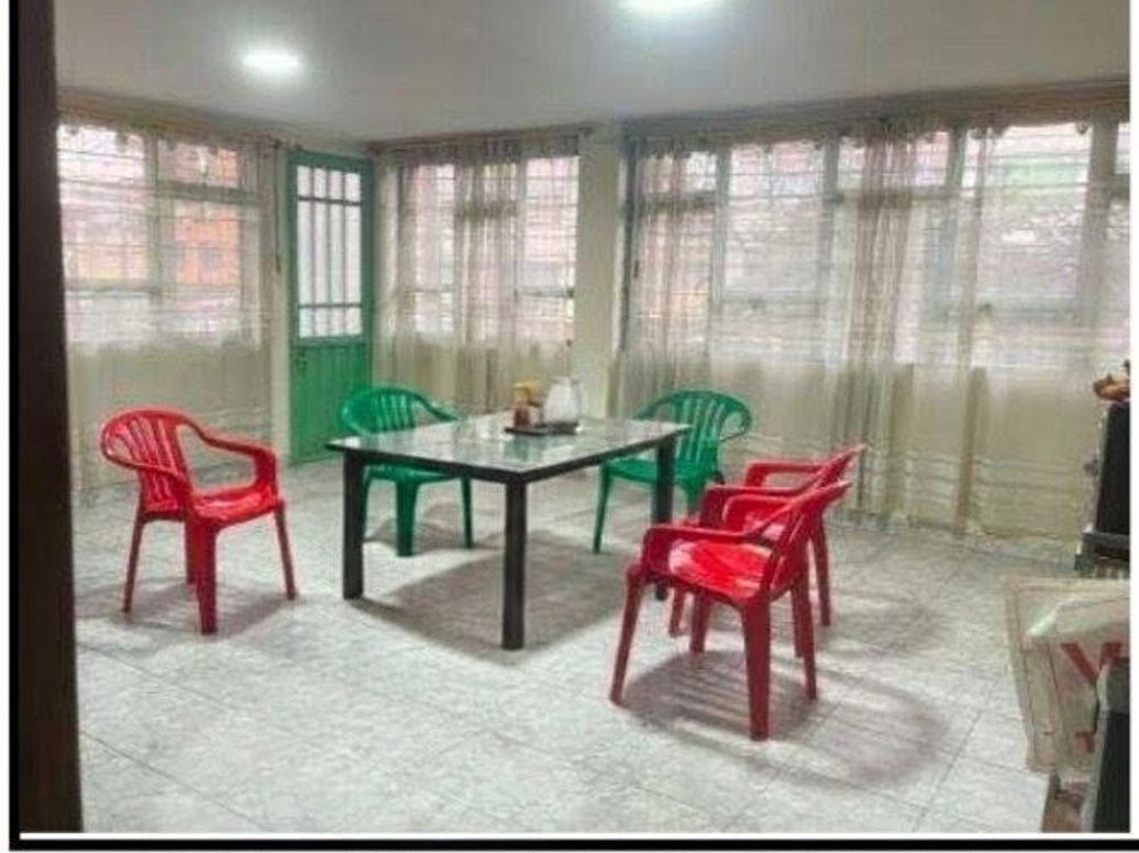 Casa de 10 alcobas en venta en Jazmin, Bogotá, 326 m² · foto 5 de 20