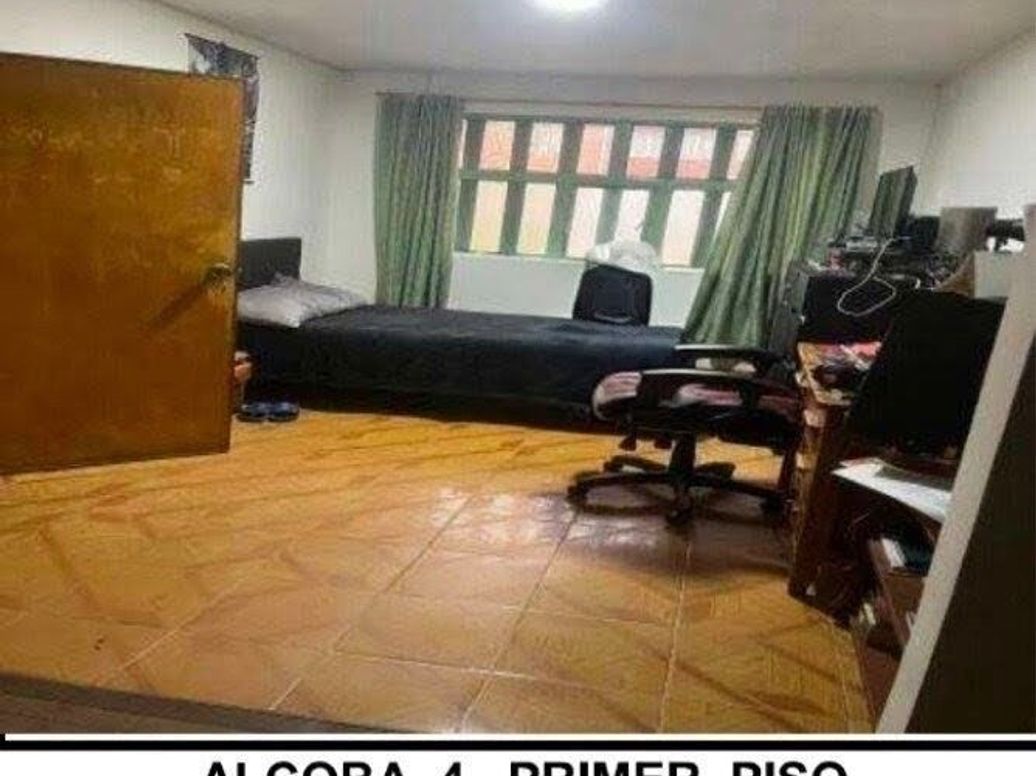Casa de 10 alcobas en venta en Jazmin, Bogotá, 326 m² · foto 12 de 20