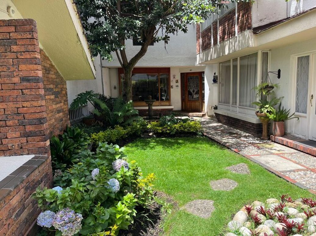 Casa de 3 alcobas en venta en San Patricio, Bogotá, 166 m² · foto 13 de 13