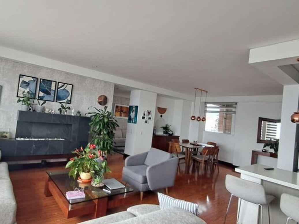 Apartamento de 3 alcobas en venta en El Contador, Bogotá, 160 m² · foto 5 de 20