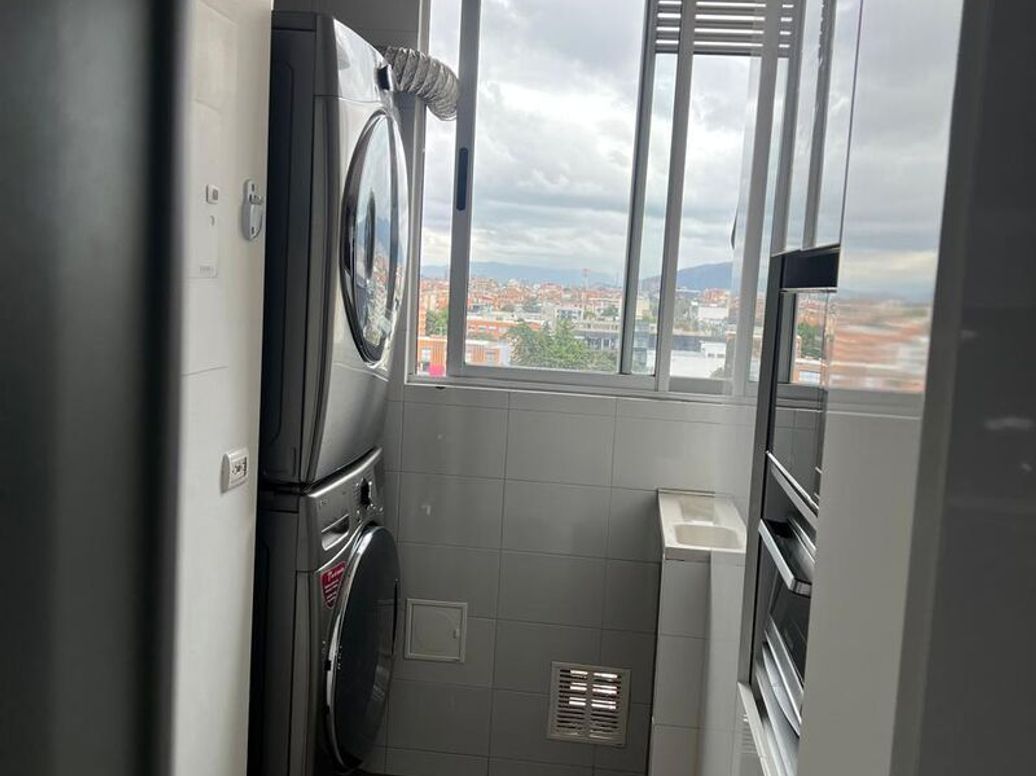 Apartamento de 3 alcobas en venta en El Contador, Bogotá, 160 m² · foto 7 de 20