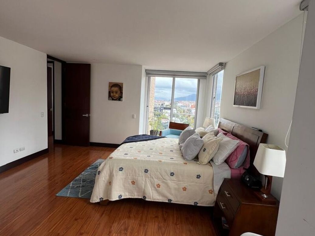 Apartamento de 3 alcobas en venta en El Contador, Bogotá, 160 m² · foto 13 de 20