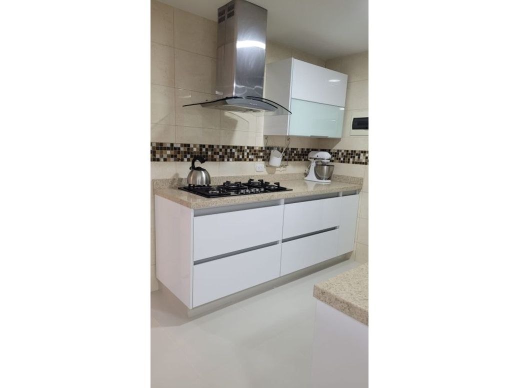 Apartamento de 2 alcobas en venta en La Calleja, Bogotá, 190 m² · foto 10 de 20
