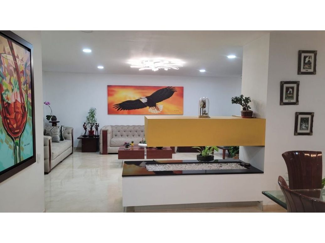 Apartamento de 2 alcobas en venta en La Calleja, Bogotá, 190 m² · foto 3 de 20
