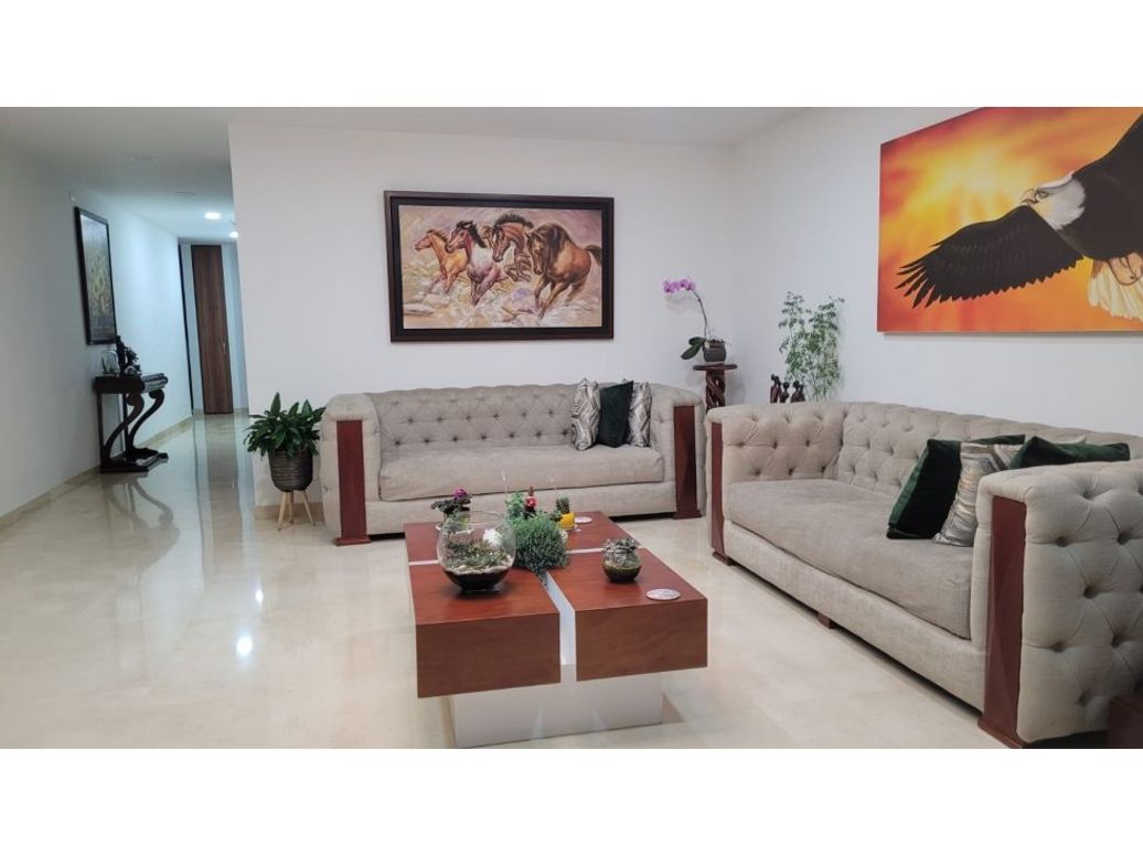 Apartamento de 2 alcobas en venta en La Calleja, Bogotá, 190 m² · foto 2 de 20