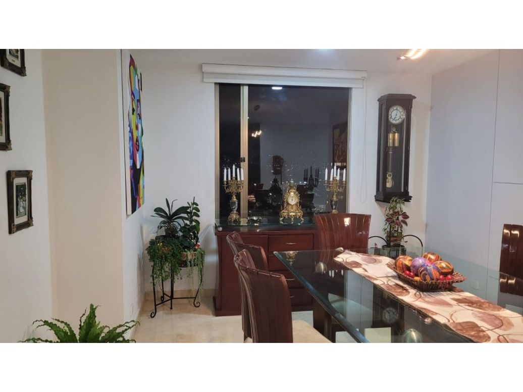 Apartamento de 2 alcobas en venta en La Calleja, Bogotá, 190 m² · foto 5 de 20