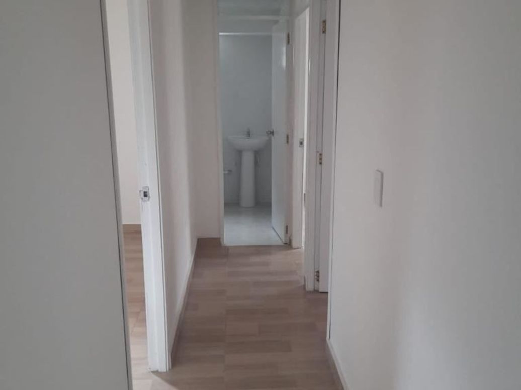 Apartamento de 3 alcobas en venta en Voto Nacional, Bogotá, 53 m² · foto 7 de 16