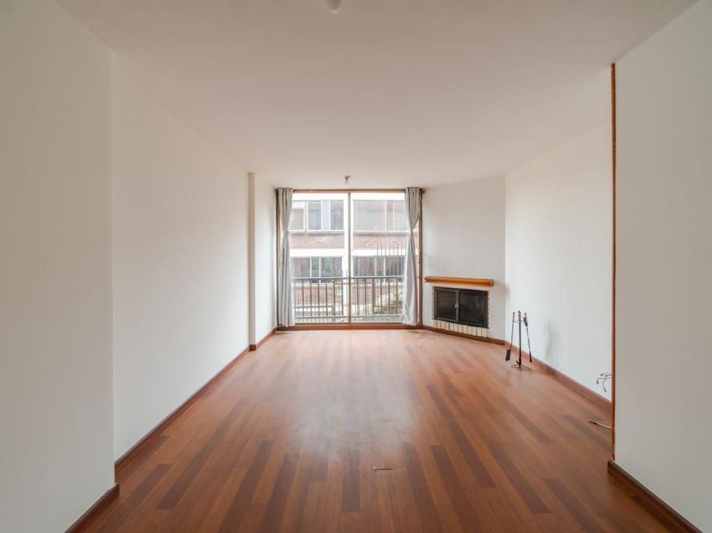 Apartamento de 2 alcobas en venta en Pardo Rubio, Bogotá, 69 m² · foto 3 de 20