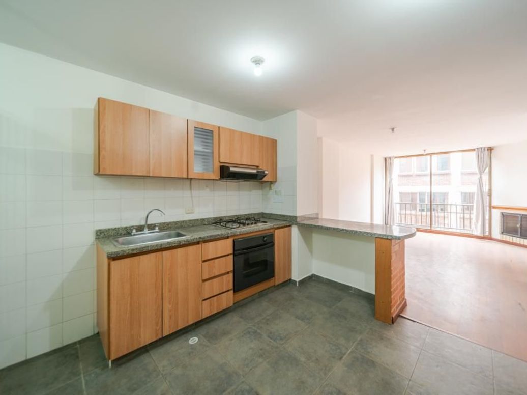 Apartamento de 2 alcobas en venta en Pardo Rubio, Bogotá, 69 m² · foto 7 de 20