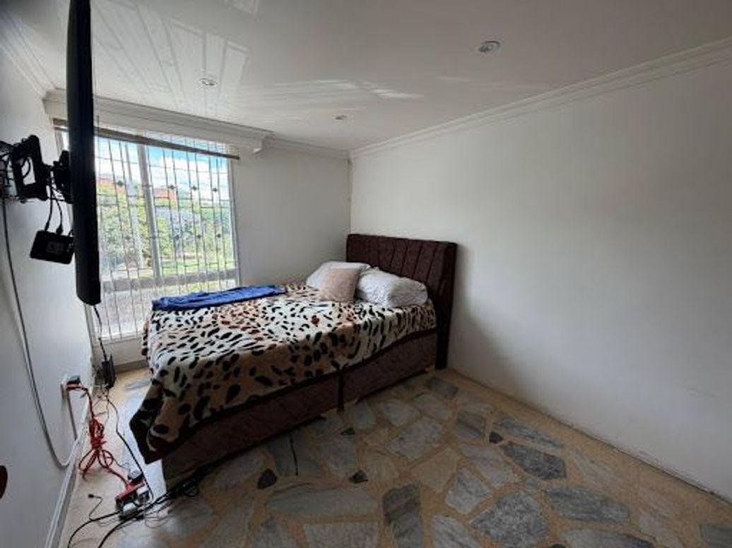 Casa de 3 alcobas en venta en Urbanización Castilla Real, Bogotá, 110 m² · foto 16 de 20