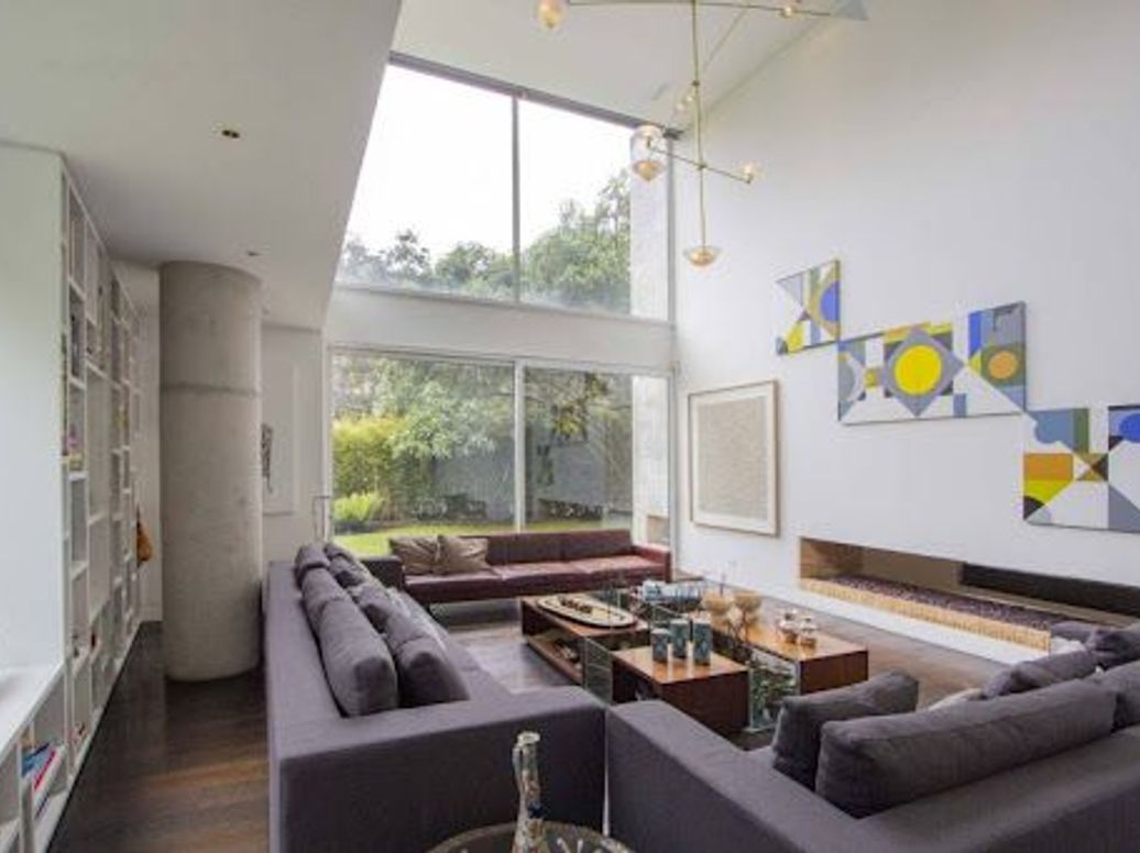 Casa de 5 alcobas en venta en Niza Suba, Bogotá, 1026 m² · foto 2 de 20
