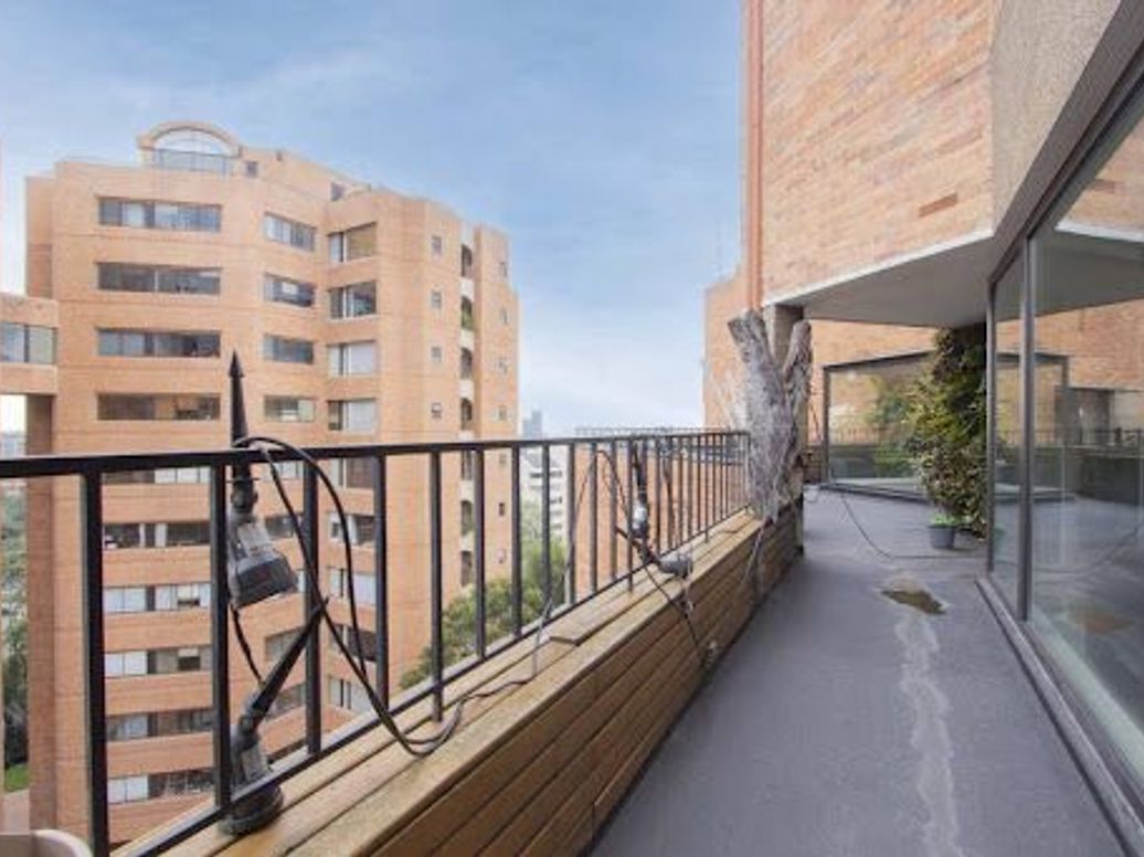 Apartamento de 2 alcobas en venta en Chico, Bogotá, 396 m² · foto 11 de 20
