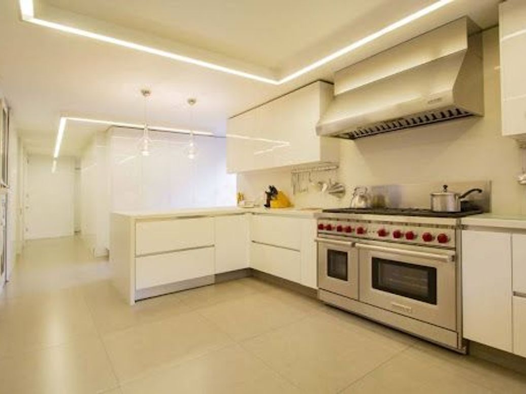 Apartamento de 2 alcobas en venta en Chico, Bogotá, 396 m² · foto 16 de 20