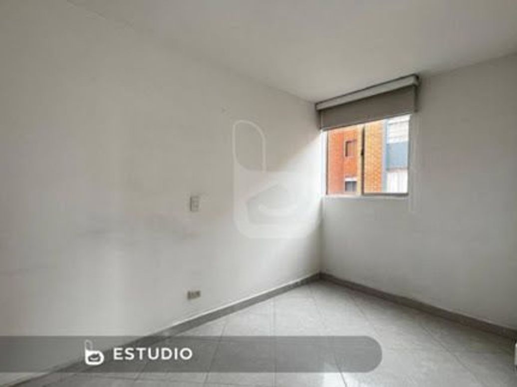 Apartamento de 2 alcobas en venta en Gratamira, Bogotá, 53 m² · foto 8 de 14