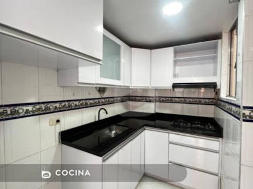 Apartamento de 2 alcobas en venta en Gratamira, Bogotá, 53 m² · foto 11 de 14