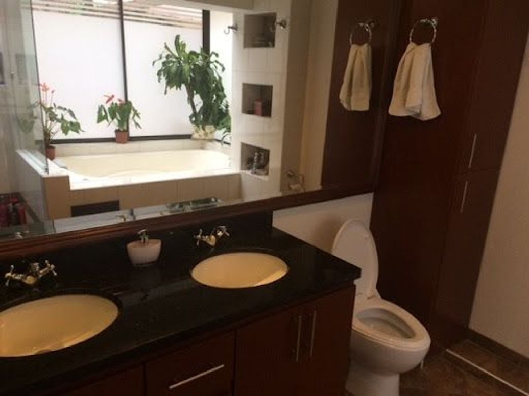 Apartamento de 3 alcobas en venta en Chicó Norte, Bogotá, 350 m² · foto 15 de 16