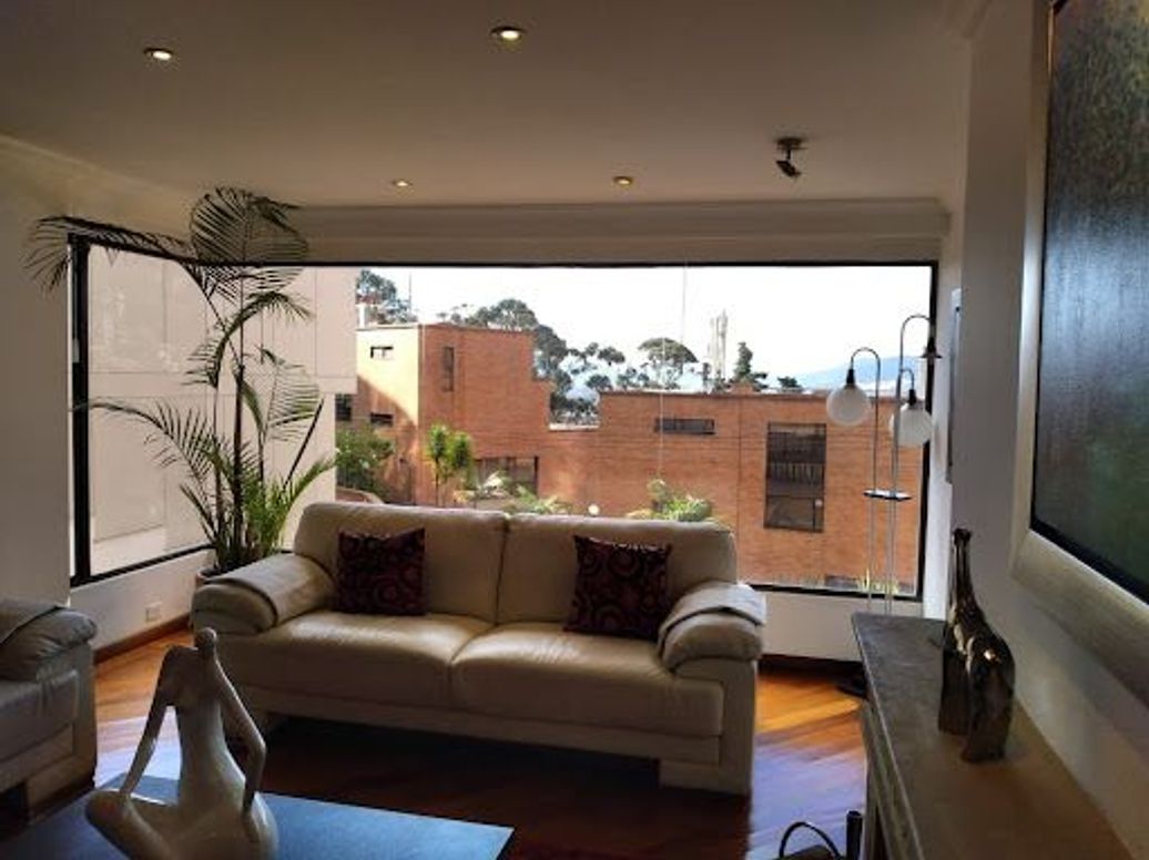 Apartamento de 3 alcobas en venta en Chicó Norte, Bogotá, 350 m² · foto 3 de 16