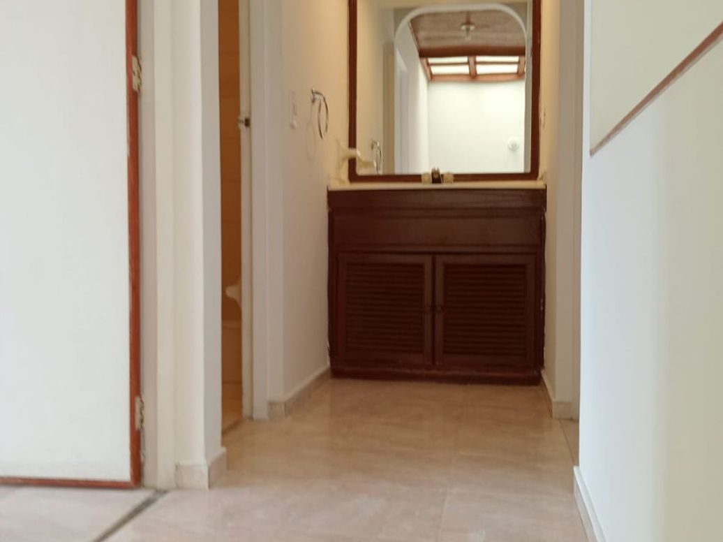 Apartamento de 2 alcobas en venta en La Emilia, Bogotá, 65 m² · foto 9 de 13