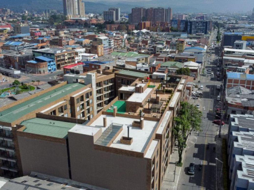 Apartaestudio en venta en Santa Fe, Bogotá, 34 m² · foto 2 de 20