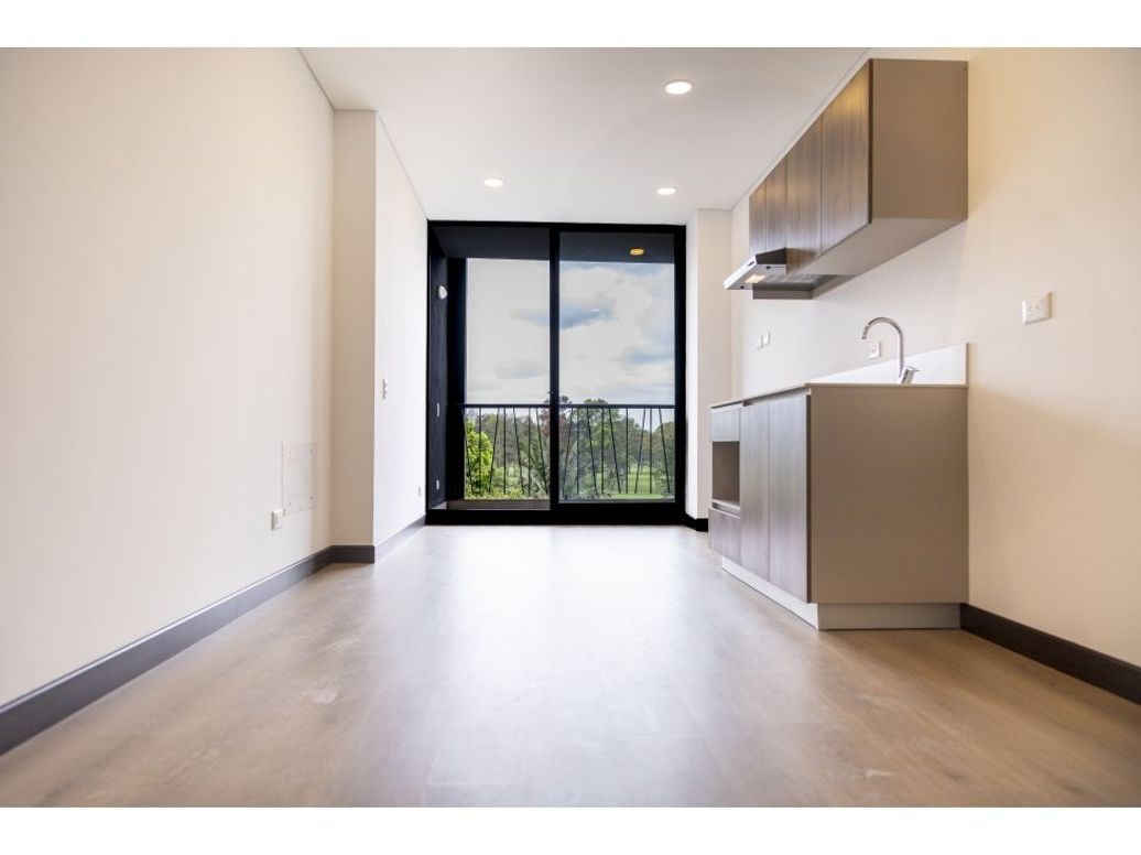 Apartaestudio en venta en Country Club, Bogotá, 35 m² · foto 3 de 20