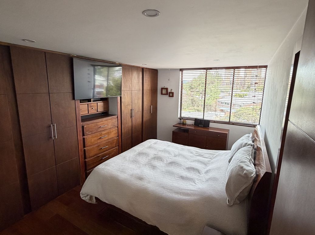 Apartamento de 3 alcobas en venta en Ub. Cordoba Niza, Bogotá, 103 m² · foto 16 de 18