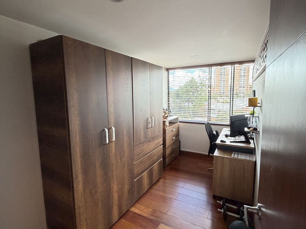 Apartamento de 3 alcobas en venta en Ub. Cordoba Niza, Bogotá, 103 m² · foto 14 de 18