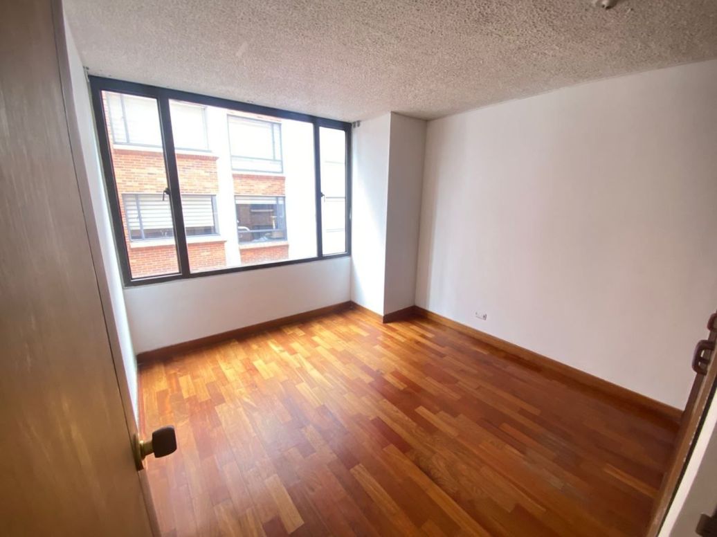 Apartamento de 3 alcobas en arriendo en La Calleja, Bogotá, 86 m² · foto 7 de 19