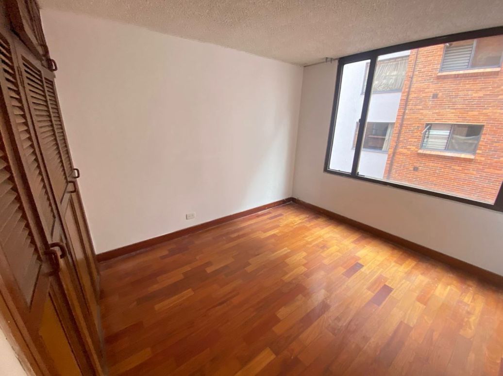Apartamento de 3 alcobas en arriendo en La Calleja, Bogotá, 86 m² · foto 9 de 19