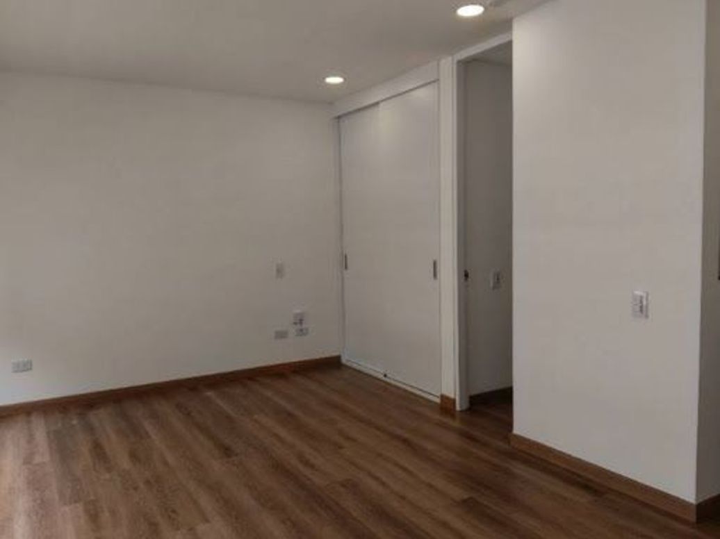 Apartaestudio en arriendo en Centro Nariño, Bogotá, 38 m² · foto 11 de 14