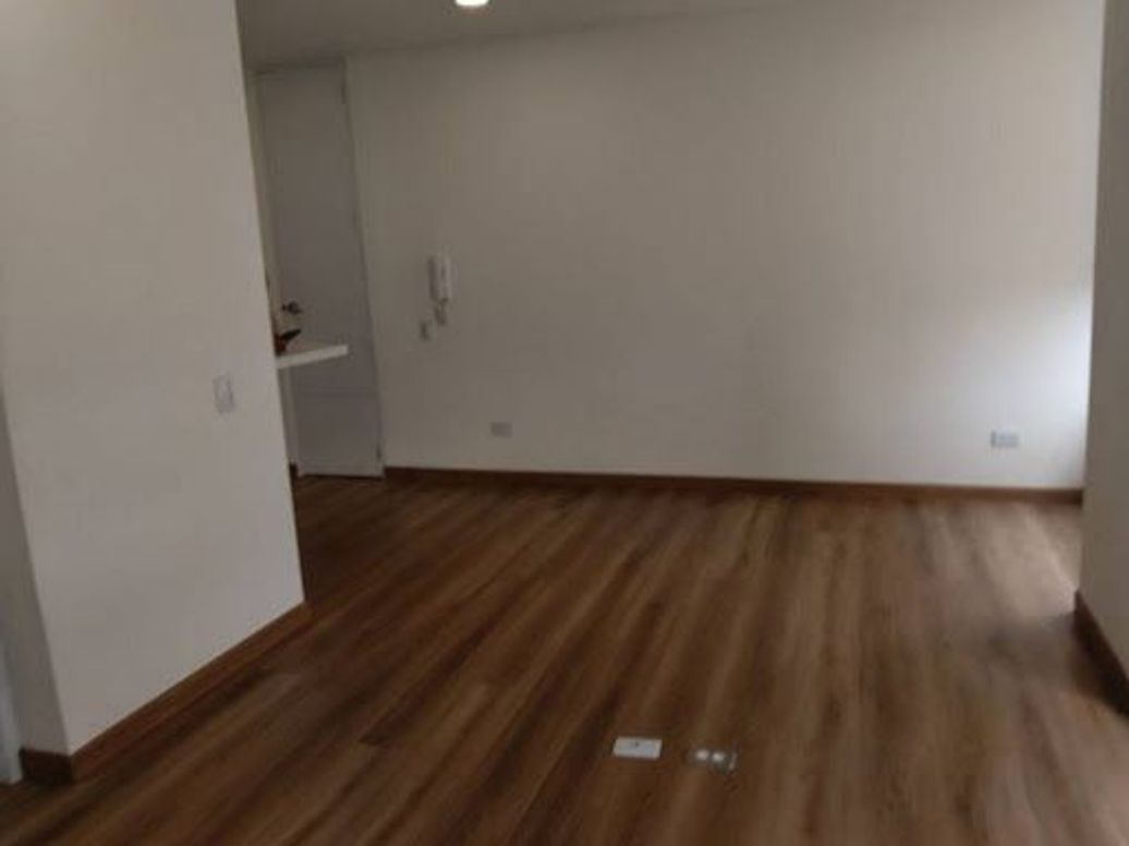 Apartaestudio en arriendo en Centro Nariño, Bogotá, 38 m² · foto 5 de 14