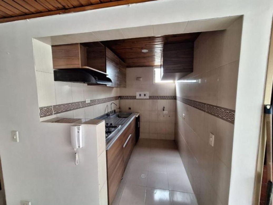 Apartamento de 3 alcobas en venta en Ciudad Jardín Sur, Bogotá, 63 m² · foto 4 de 10