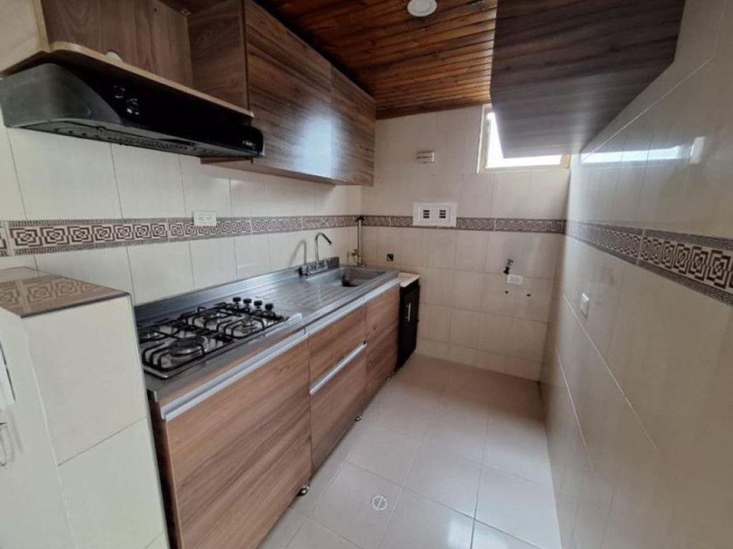 Apartamento de 3 alcobas en venta en Ciudad Jardín Sur, Bogotá, 63 m² · foto 3 de 10