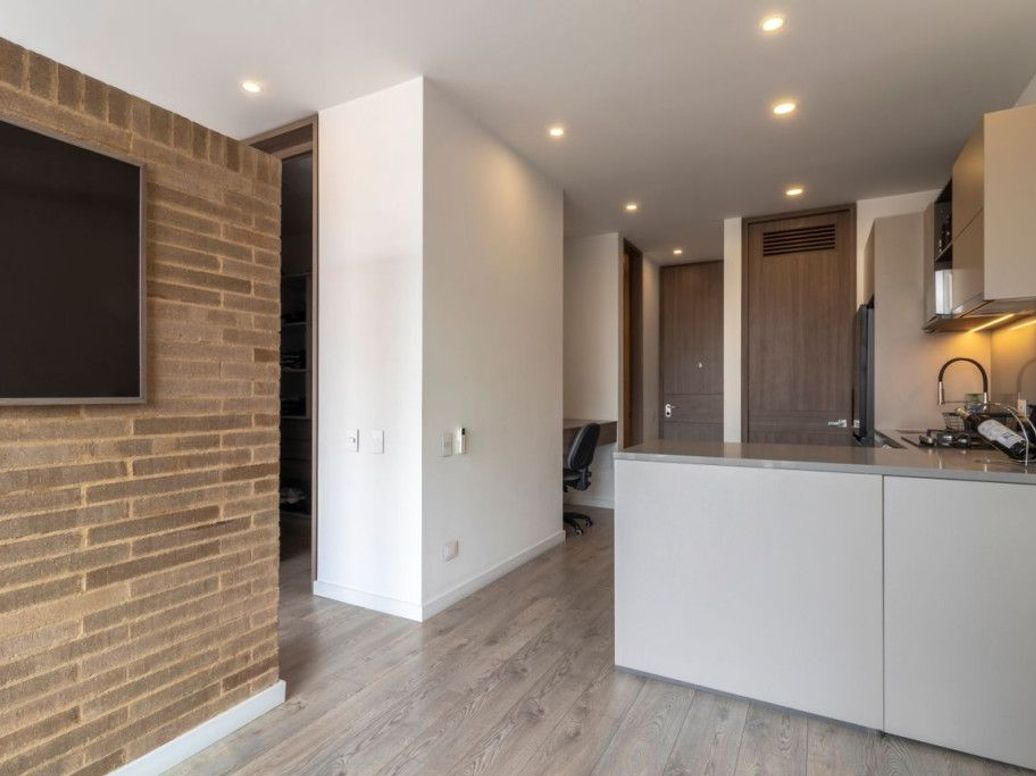 Apartamento de 1 alcoba en venta en Santa Barbara Occidental, Bogotá, 57 m² · foto 3 de 16