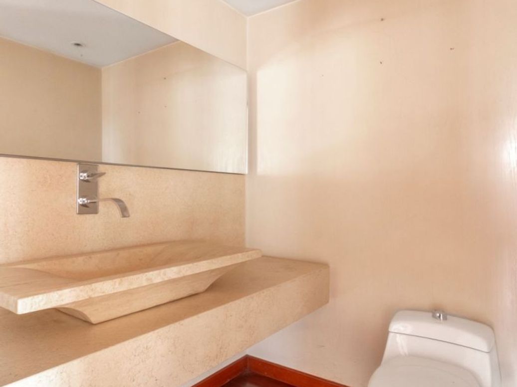 Apartamento de 5 alcobas en venta en Santa Barbara Occidental, Bogotá, 340 m² · foto 9 de 20