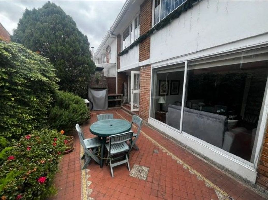 Casa de 5 alcobas en venta en Ub. Cordoba Niza, Bogotá, 270 m² · foto 17 de 20