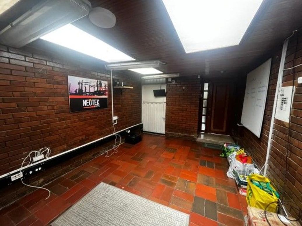 Casa de 5 alcobas en venta en Ub. Cordoba Niza, Bogotá, 270 m² · foto 3 de 20