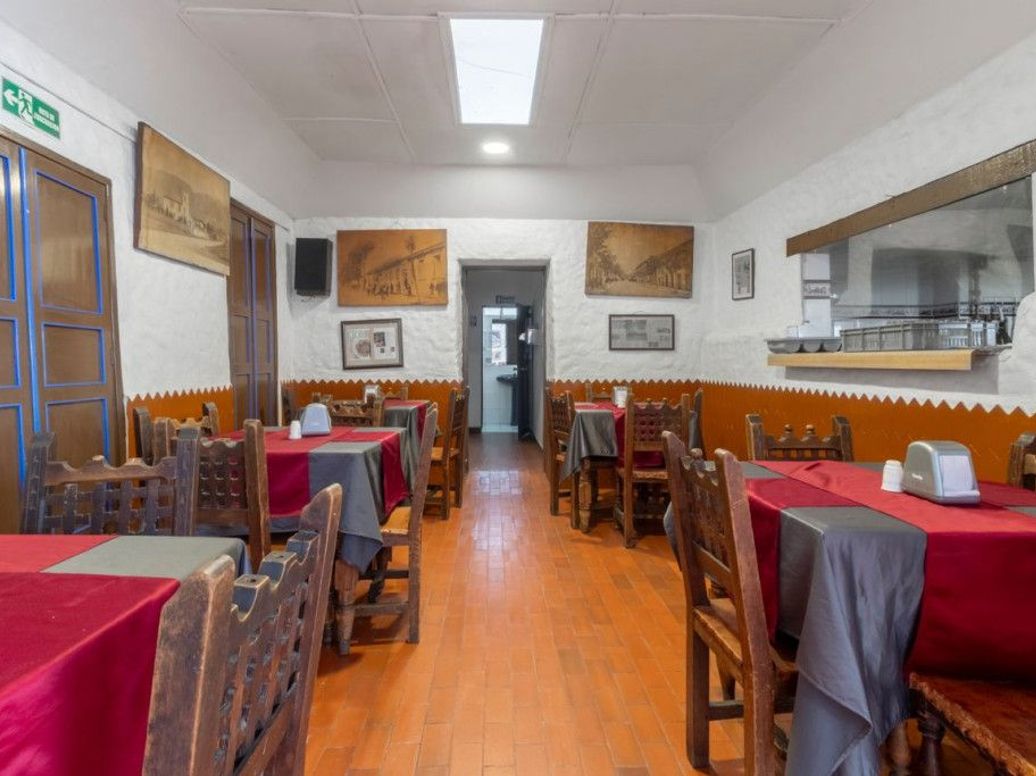 Casa de 14 alcobas en venta en La Portada, Bogotá, 600 m² · foto 6 de 20