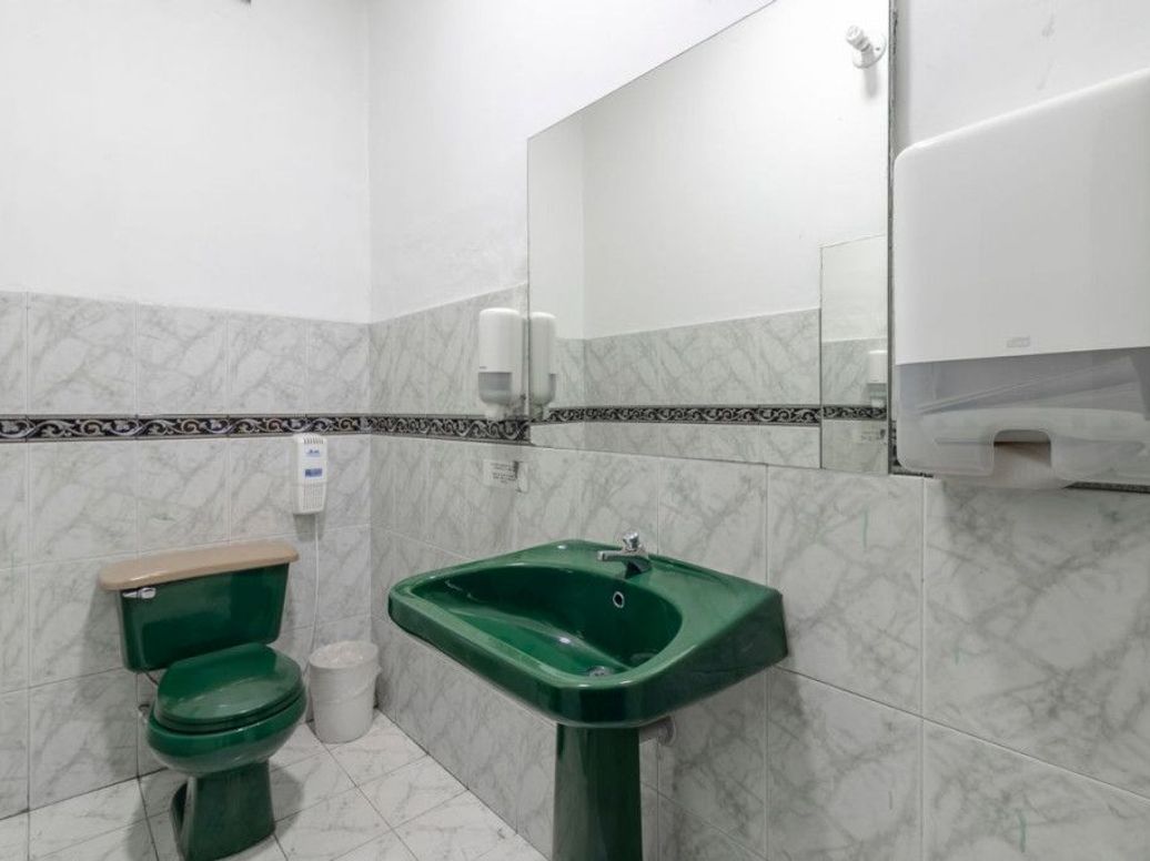 Casa de 14 alcobas en venta en La Portada, Bogotá, 600 m² · foto 8 de 20