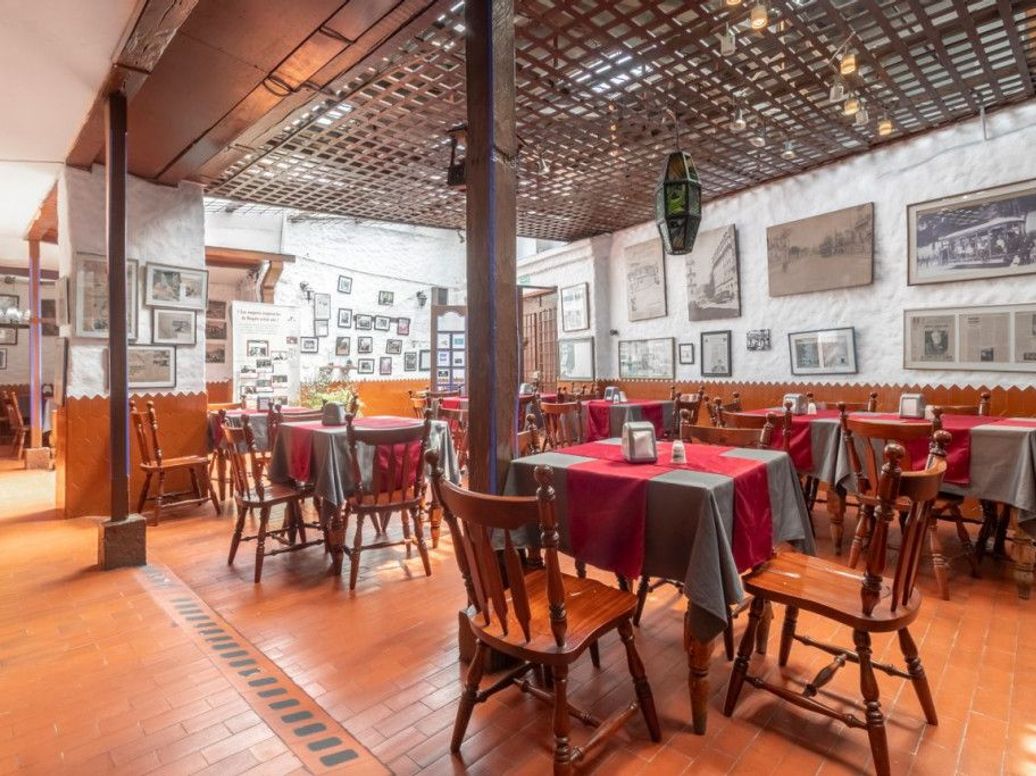 Casa de 14 alcobas en venta en La Portada, Bogotá, 600 m² · foto 4 de 20