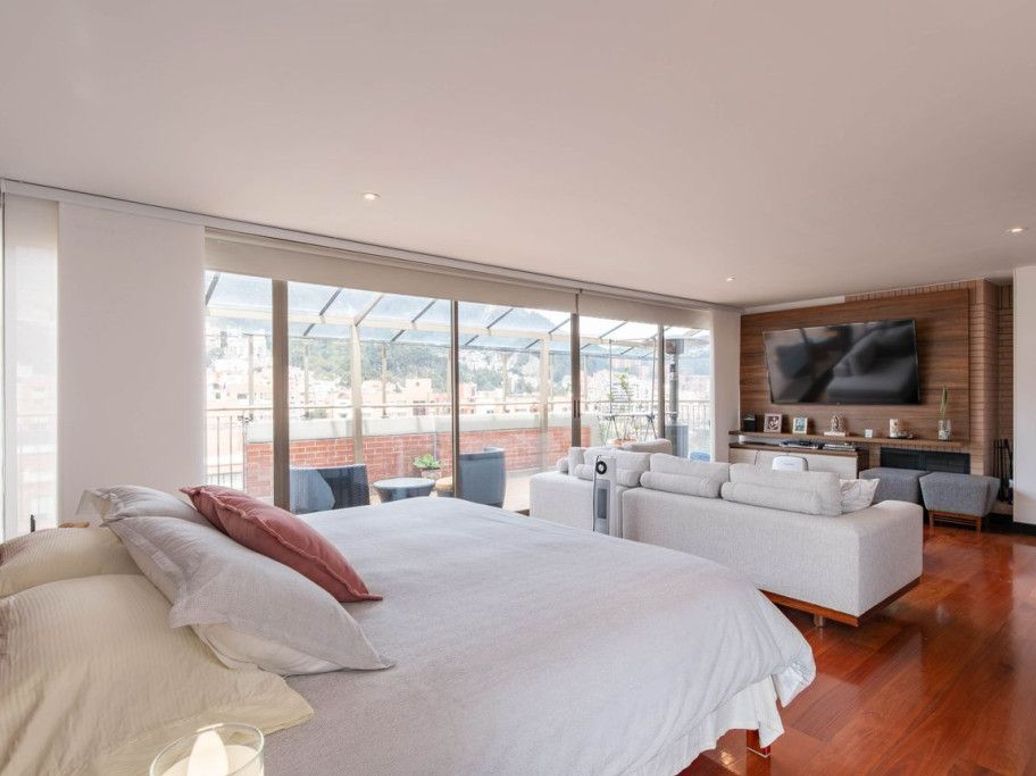 Apartamento de 3 alcobas en arriendo en Cedritos, Bogotá, 360 m² · foto 20 de 20