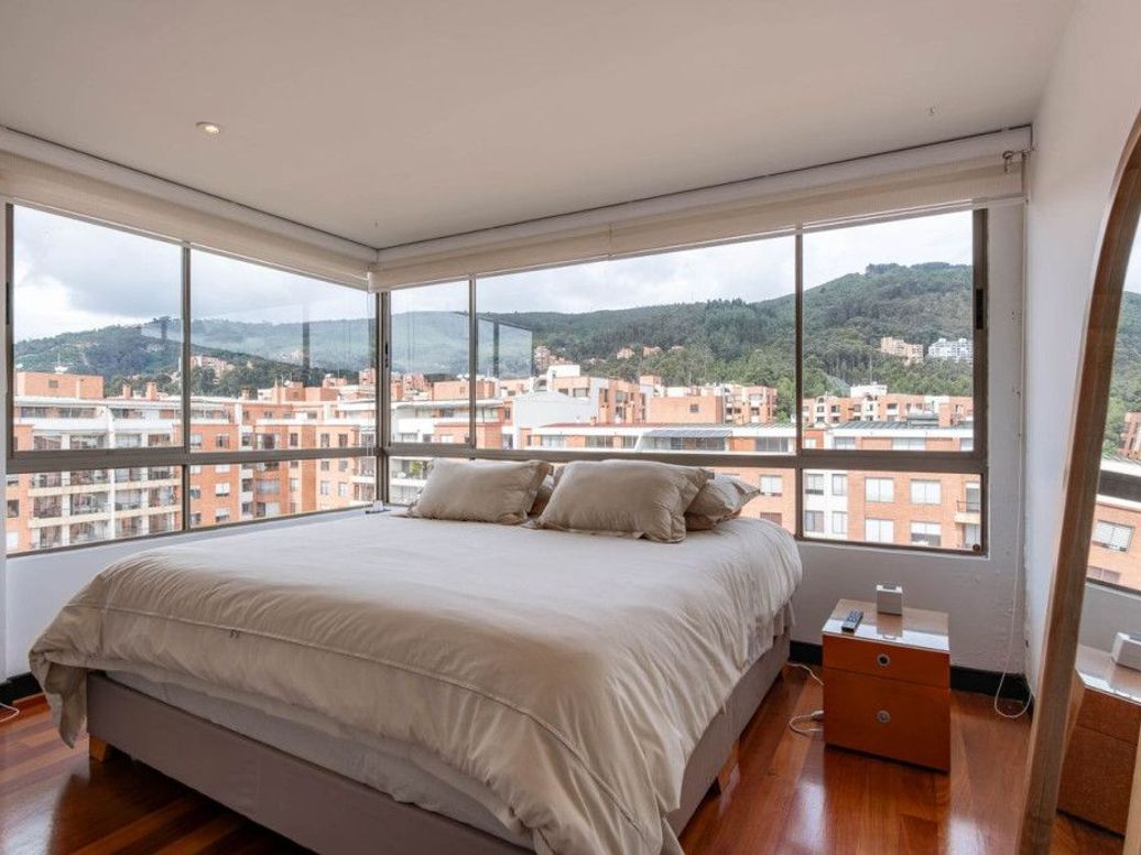 Apartamento de 3 alcobas en venta en Cedritos, Bogotá, 360 m² · foto 16 de 20
