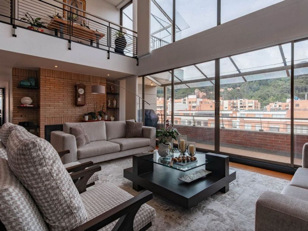 Apartamento de 3 alcobas en venta en Cedritos, Bogotá, 360 m² · foto 3 de 20