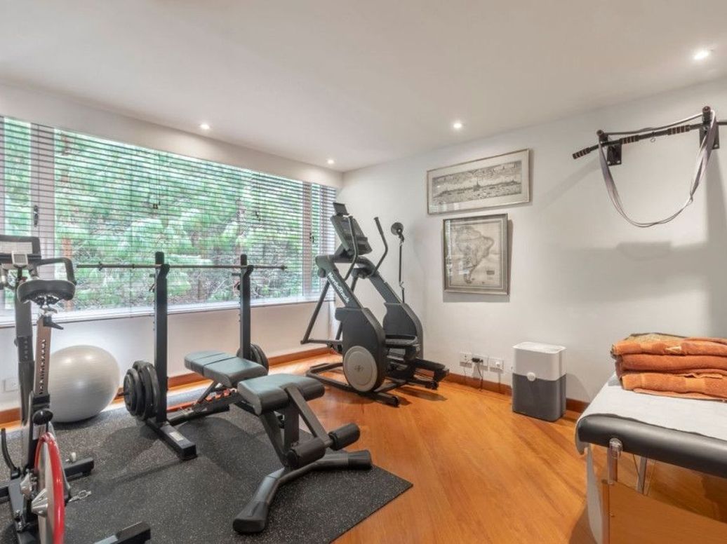 Apartamento de 4 alcobas en venta en Los Rosales, Bogotá, 400 m² · foto 18 de 20