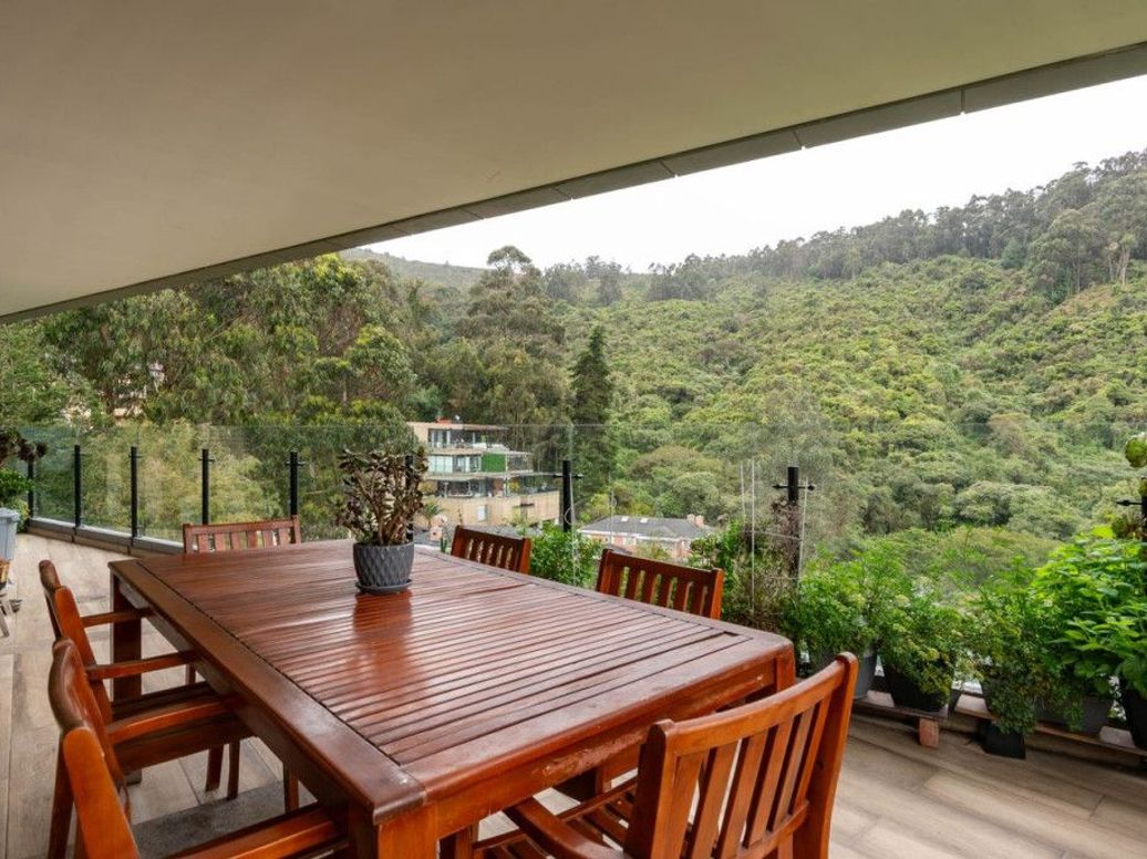 Apartamento de 3 alcobas en venta en Bosque De Pinos, Bogotá, 314 m² · foto 11 de 20