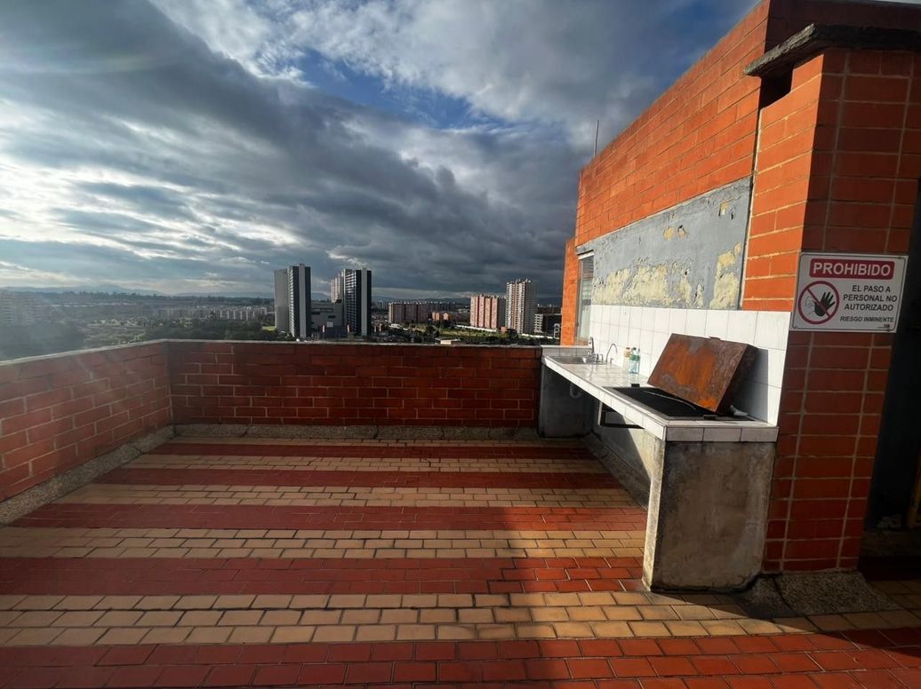 Apartamento de 3 alcobas en venta en El Castillo, Bogotá, 57 m² · foto 20 de 20
