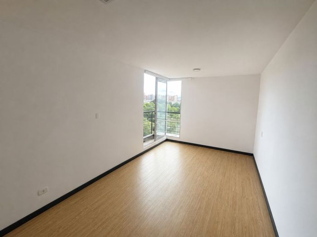Apartamento de 3 alcobas en venta en El Castillo, Bogotá, 57 m² · foto 3 de 20