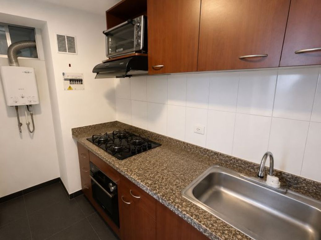 Apartamento de 3 alcobas en venta en El Castillo, Bogotá, 57 m² · foto 4 de 20